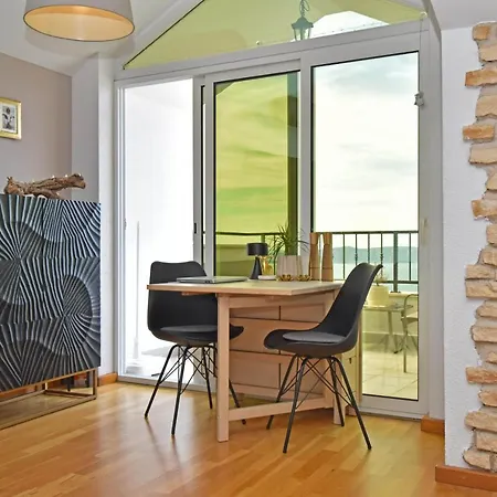 Old Dalmatian House With Jacuzzi Martine Tučepi